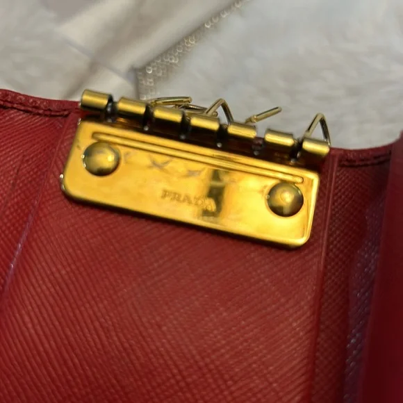 Prada ❤️Red❤️Saffiano leather key holder/card case double snaps